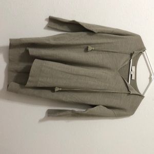 tan cute longsleeve shirt